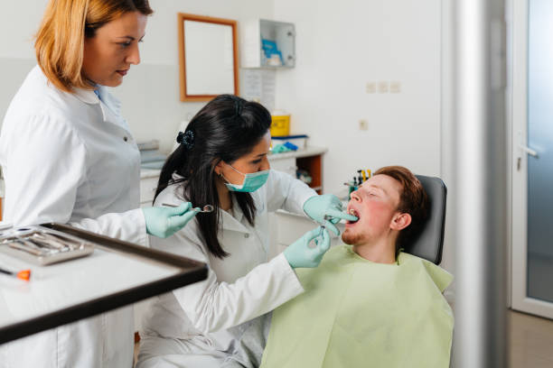 Best Emergency Treatment for Toothache in Ferrysburg, MI